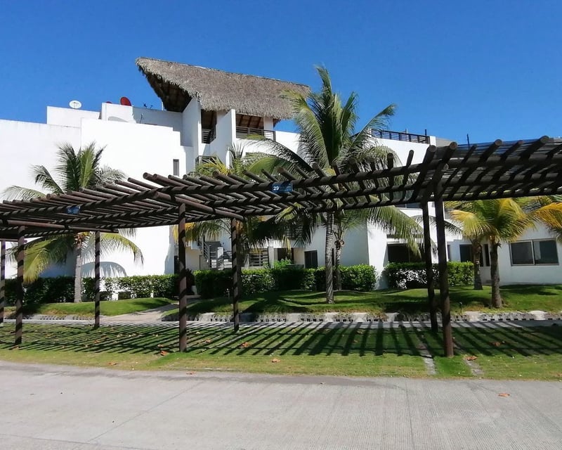 Vendo/Alquilo Penthouse en Monterrico US$275,000.00