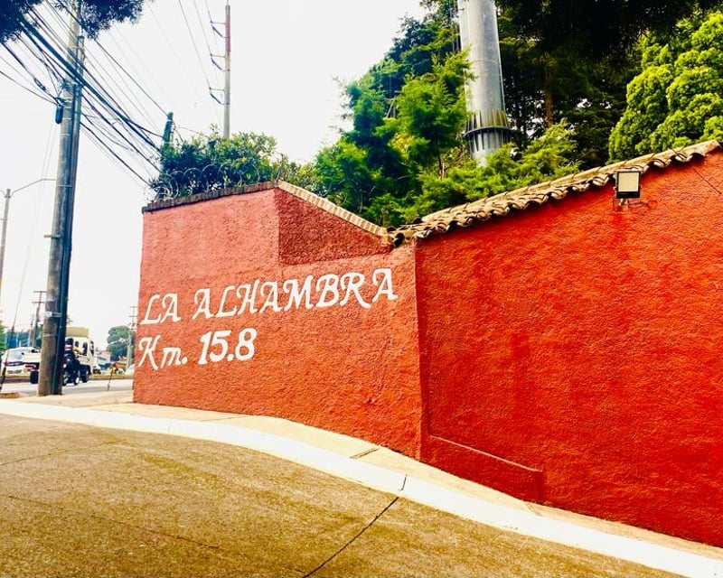 CASA EN VENTA EN CONDOMINIO LA  ALHAMBRA Km.15.8 CARRET. AL  SALVADOR