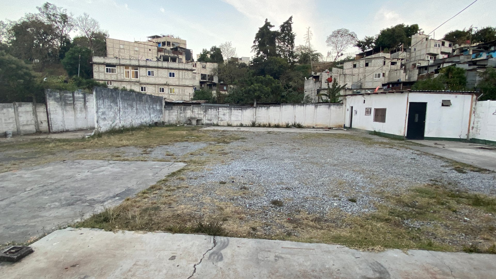 Terreno en Renta Zona 16, Guatemala: Oportunidad Única