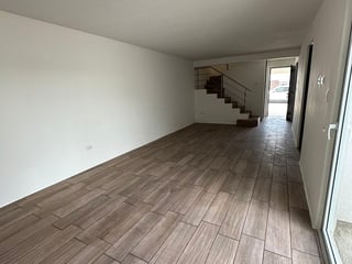 ALQUILER DE LINDA CASA - SECOYA DE ARRAZOLA, KM 19.5 CES - Image 3