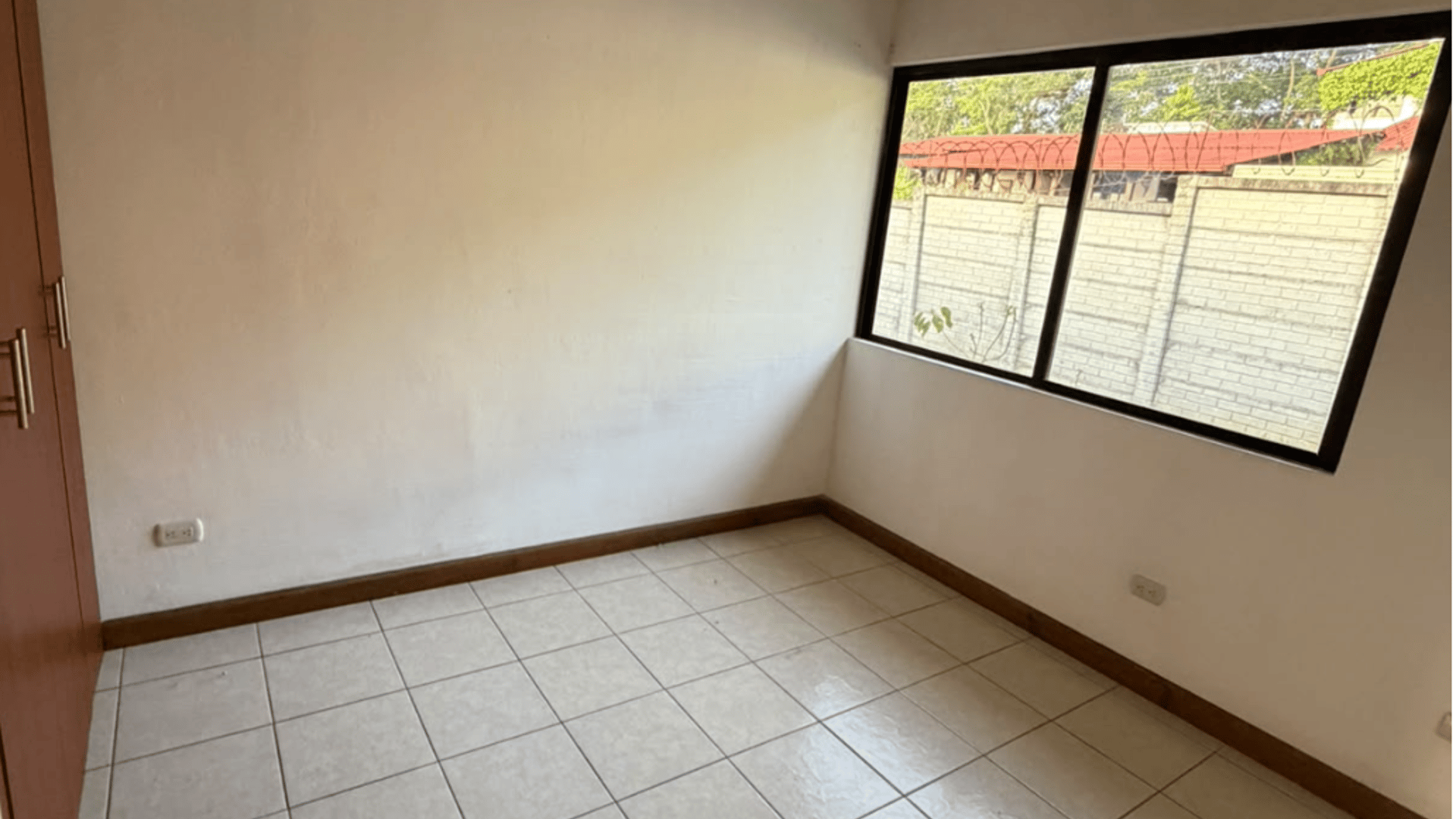 CASA EN RENTA | BOULEVARD ACATÁN CONDOMINIO SAN MATEO , ZONA 16 - Miniatura 8