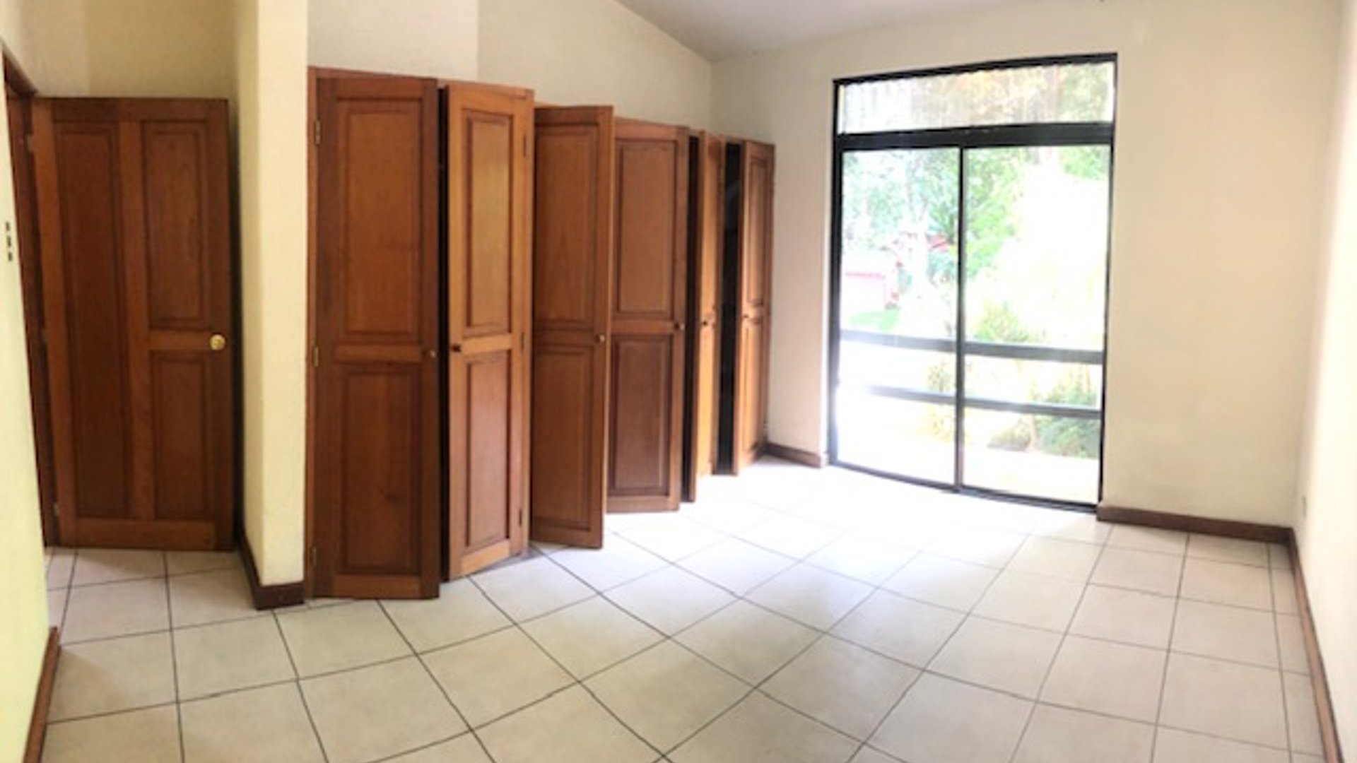 Casa en renta en Residenciales San Antonio Km 16.5 Ref-6063 - Miniatura 2