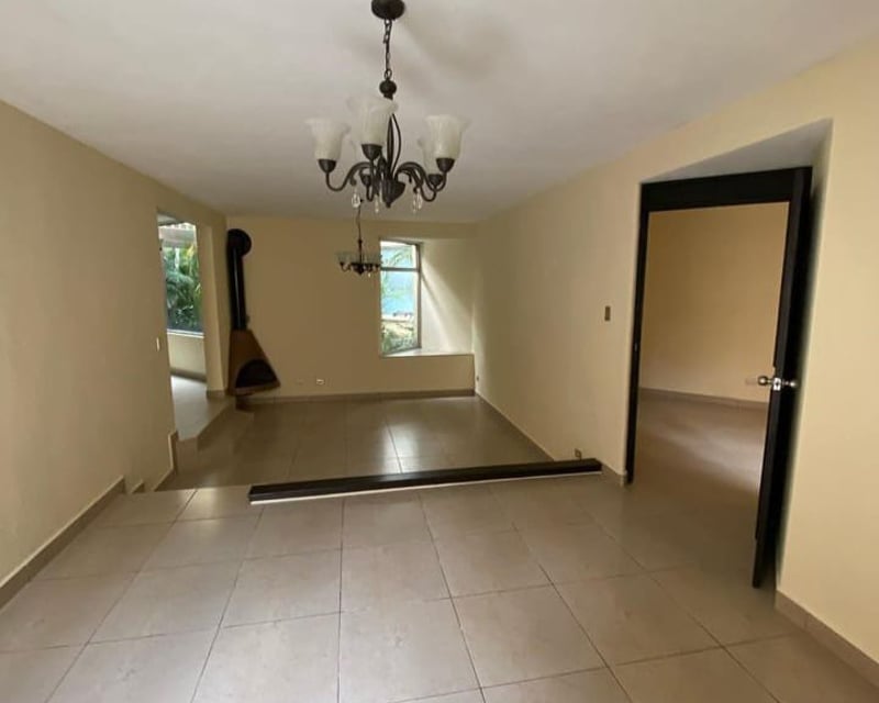 Vendo Linda Casa en Vista Hermosa II
