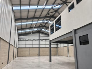 📍 OFIBODEGA EN ALQUILER – 406.10 m²  | EMP. VILLA CANALES | ZONA 03 - 5