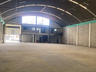 Bodega industrial 1900 metros más 300 metros de oficinas. - 3