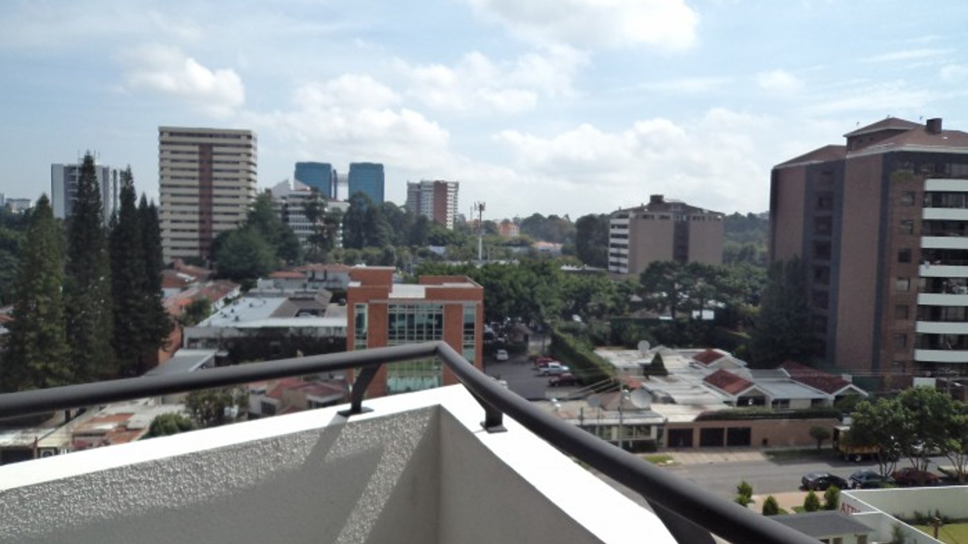 Apartamento Amueblado en Zona 14 ATTICA - Miniatura 3