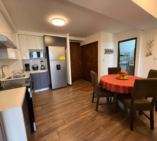 Apartamento amueblado en alquiler en Zona 10, Ciudad de Guatemala
