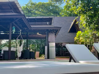 Casa, rancho y bungalows frente al río – Río Dulce - Image 39