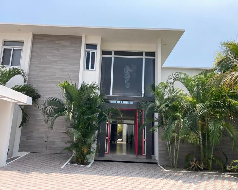 ALQUILER DE PRECIOSA CASA - MARINA DEL SUR, JUAN GAVIOTA