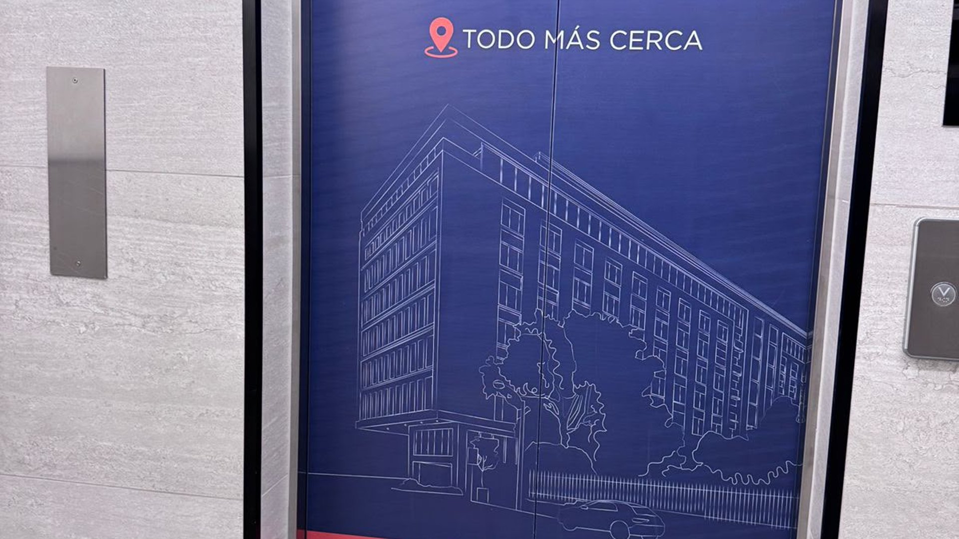 OFICINA EN RENTA - EDIFICIO HUB | REFORMA, ZONA 9 - Miniatura 3