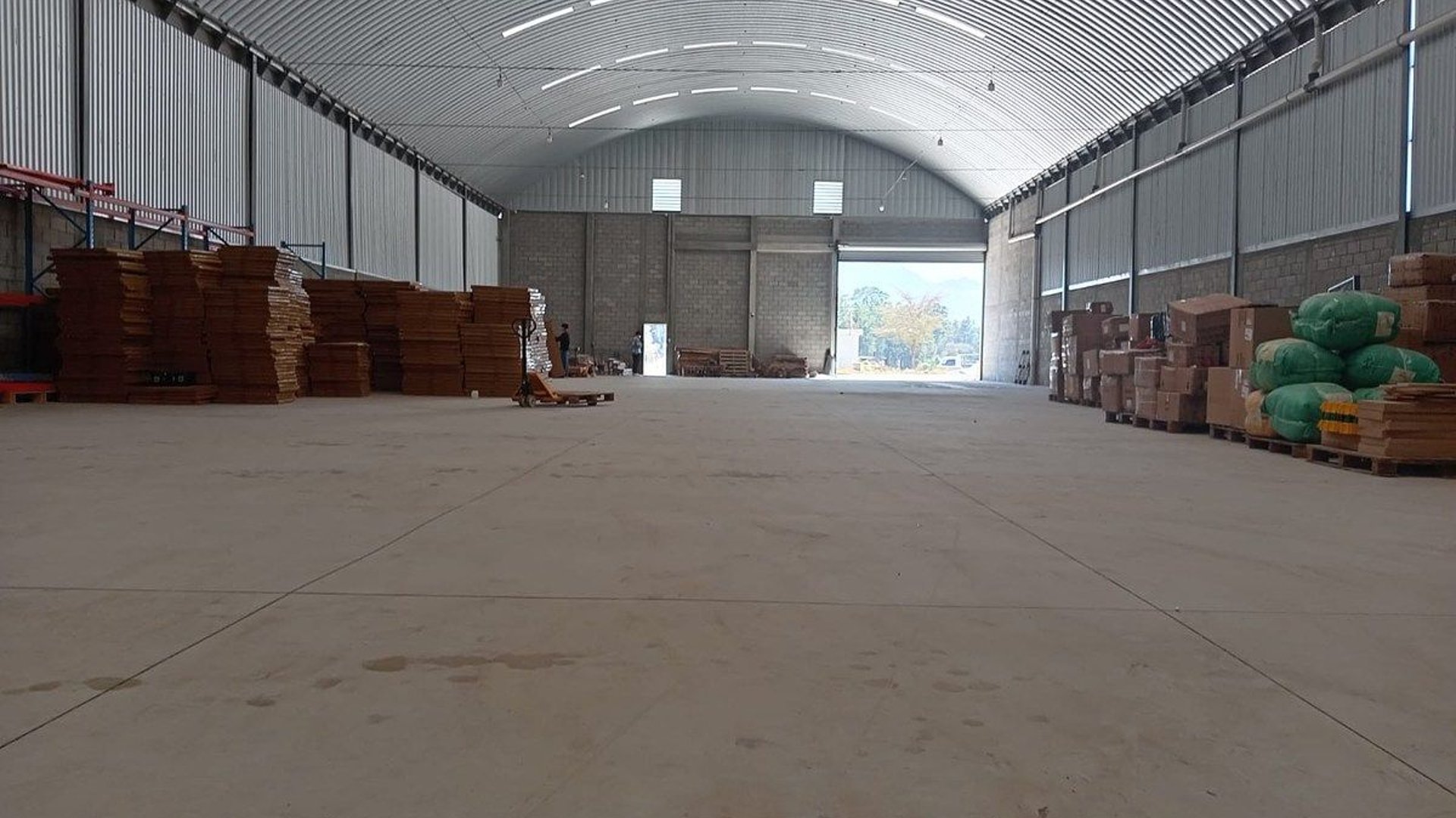 Renta de Bodegas Industriales en Chimaltenango – 4,300 m² | Cerca de McDonald’s