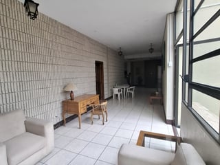 Apartamento- estudio amueblado en alquiler en Zona 10 - Image 11