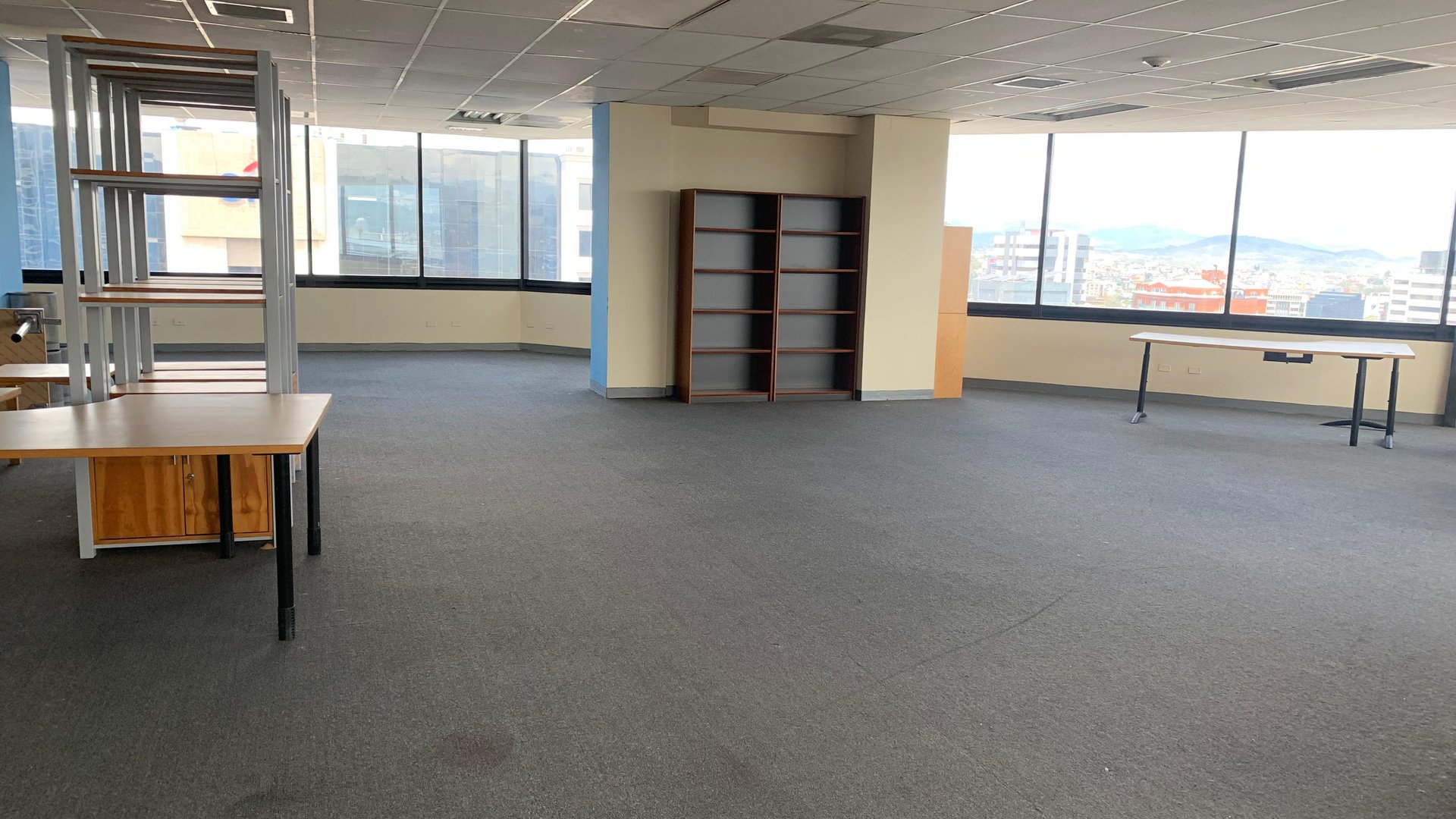 PENTHOUSE PARA OFICINA EN EDIFICIO MURANO CENTER ZONA 10