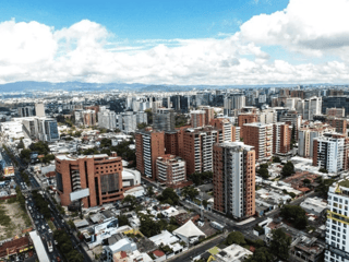 CASA FIORE/ PROYECTO DE APARTAMENTOS, ZONA 10 - Image 3