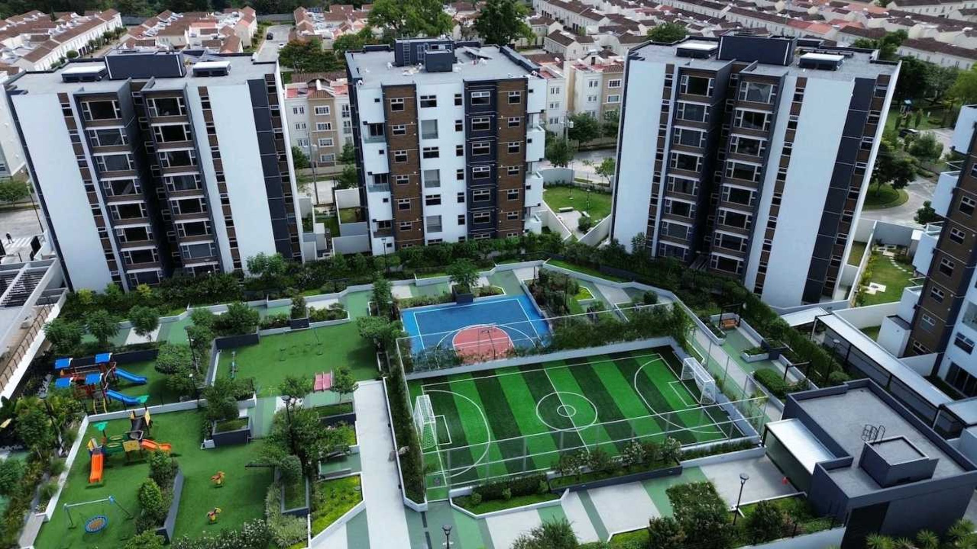 VILLA EN ALQUILER ???? Complejo Serena, Condado Naranjo - Miniatura 8