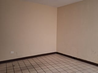 En Renta Local edificio comercial Quetzaltenango Zona 1 - 4