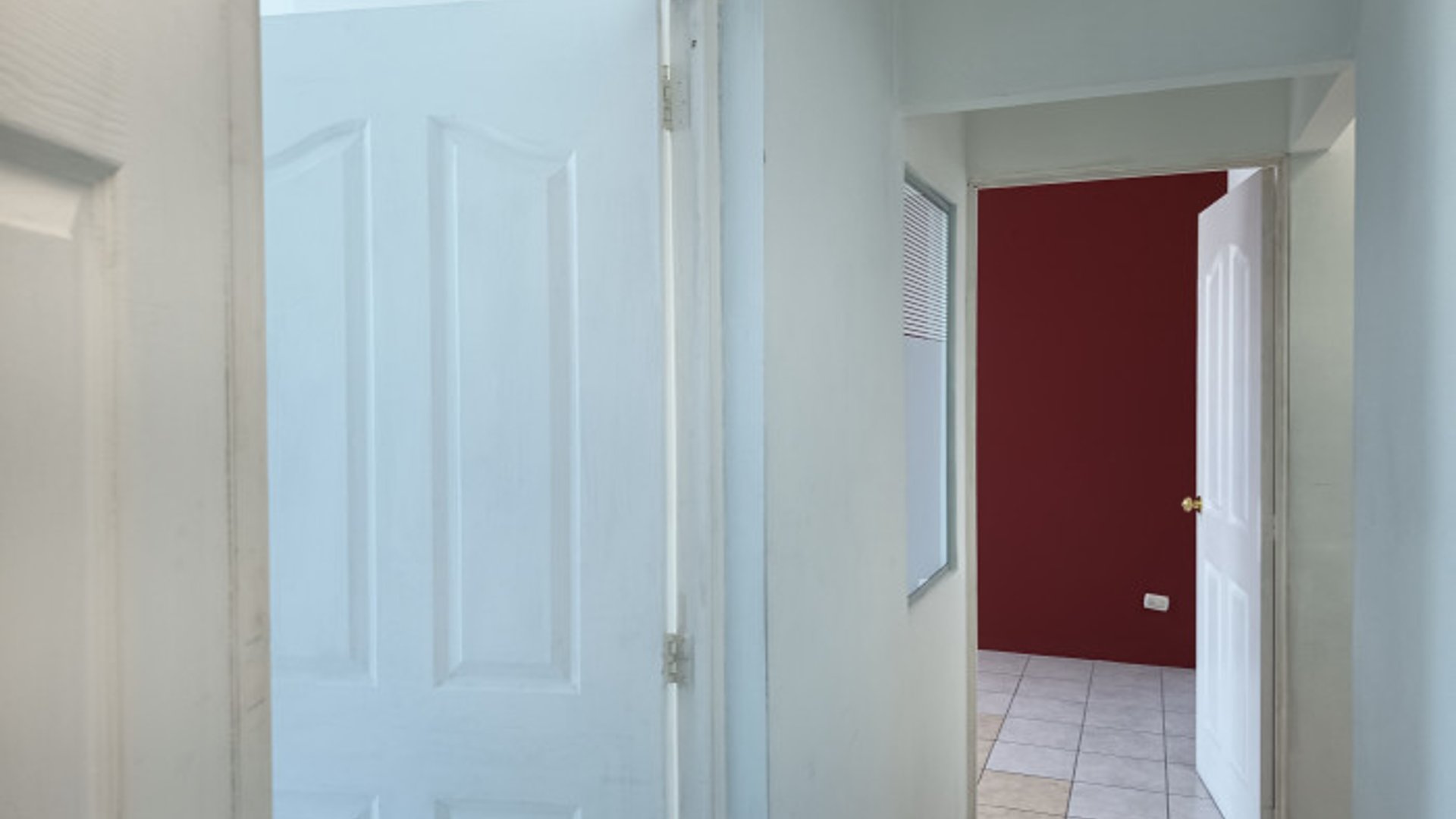Oficina en Venta y/o renta en Zona 10 Zona Pradera - Miniatura 9