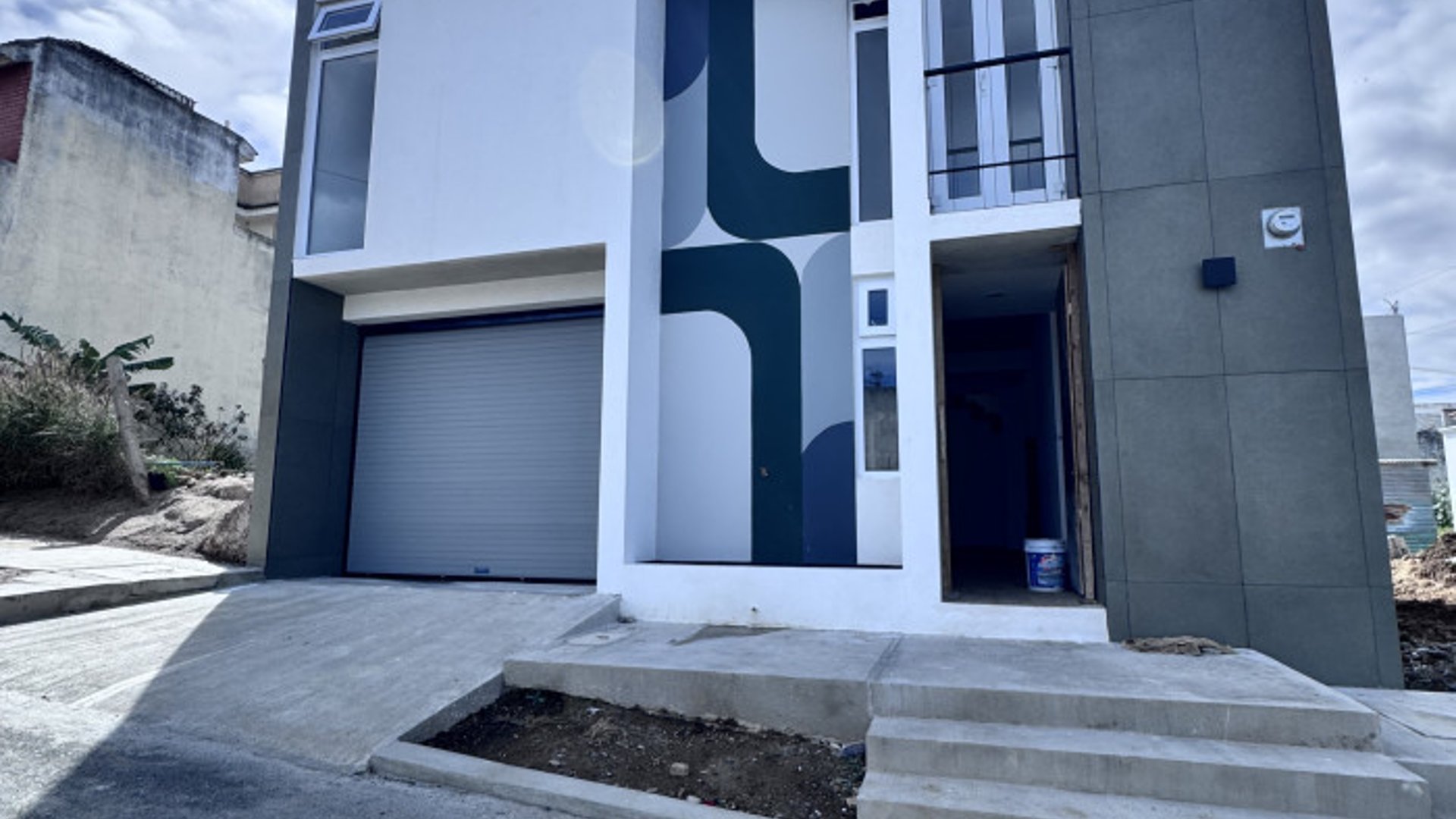 Casa Nueva en Venta Zona 16 Hacienda Real