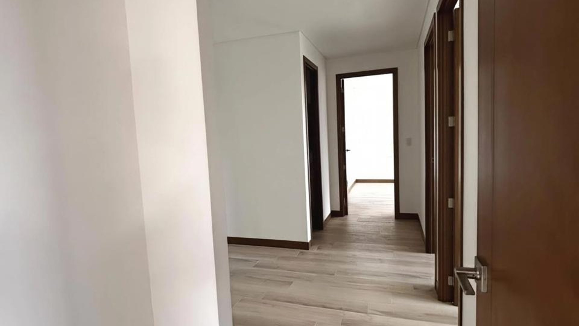 ???? APARTAMENTO EN ALQUILER – 3 HAB | FERRÉ DIEZ | ZONA 10 - Miniatura 8