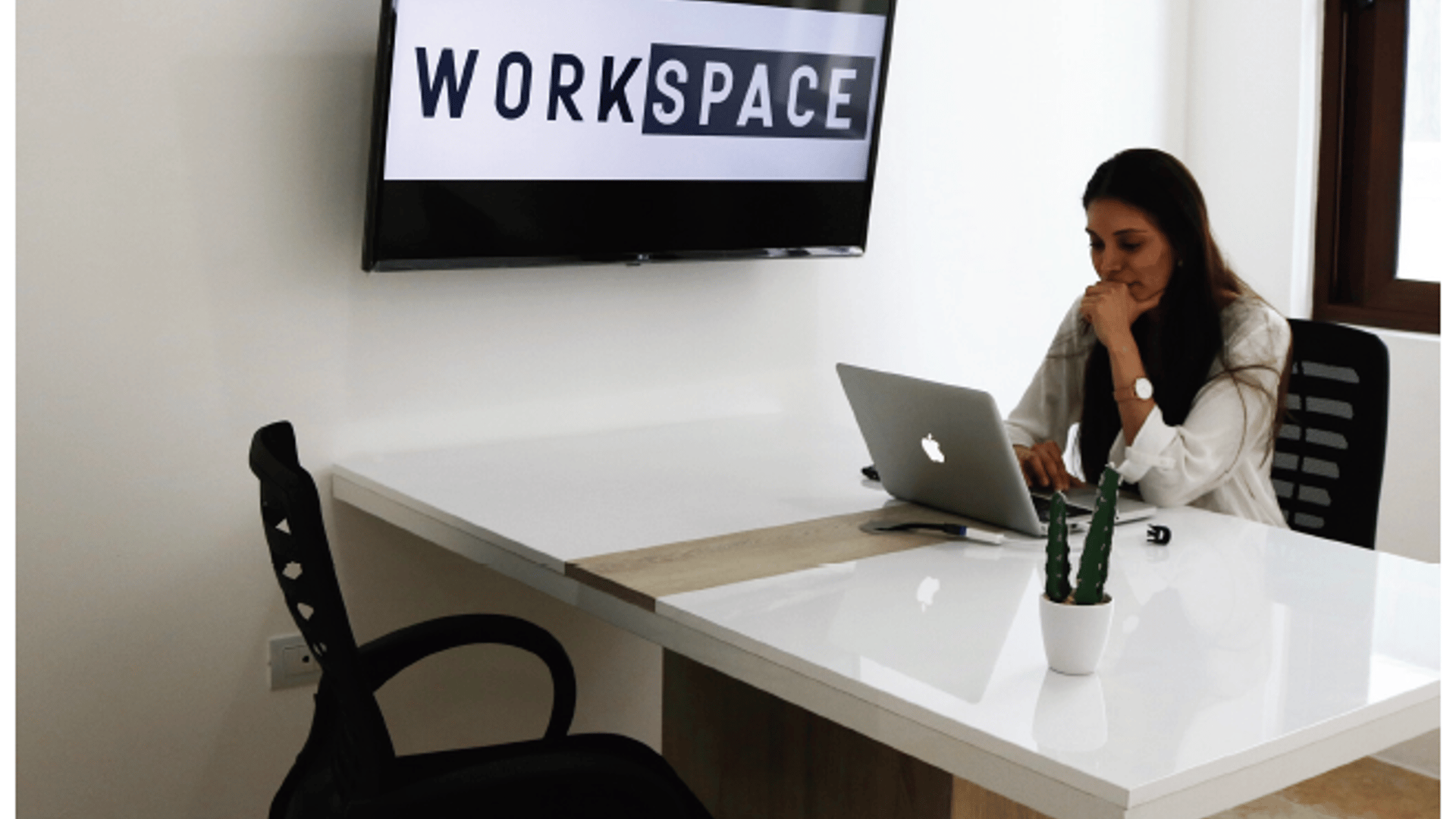 OFICINA EN RENTA CO WORKING, EN CAYALÁ ZONA 16