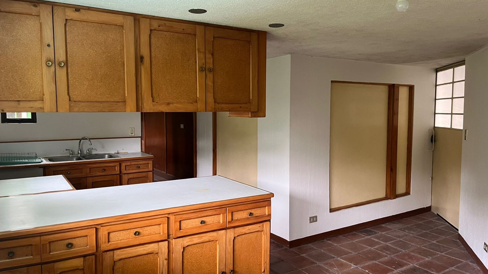 Apartamento en alquiler - zona 11, Las Charcas - Miniatura 8
