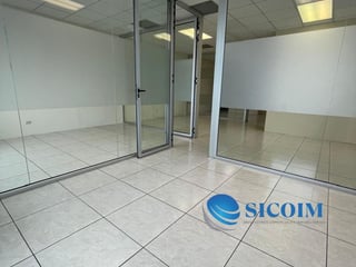 Oficina en Venta Zona Pradera zona 10 - 2