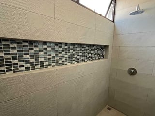 CASA EN VENTA EN LAS FUENTES ZONA 16 - Image 23