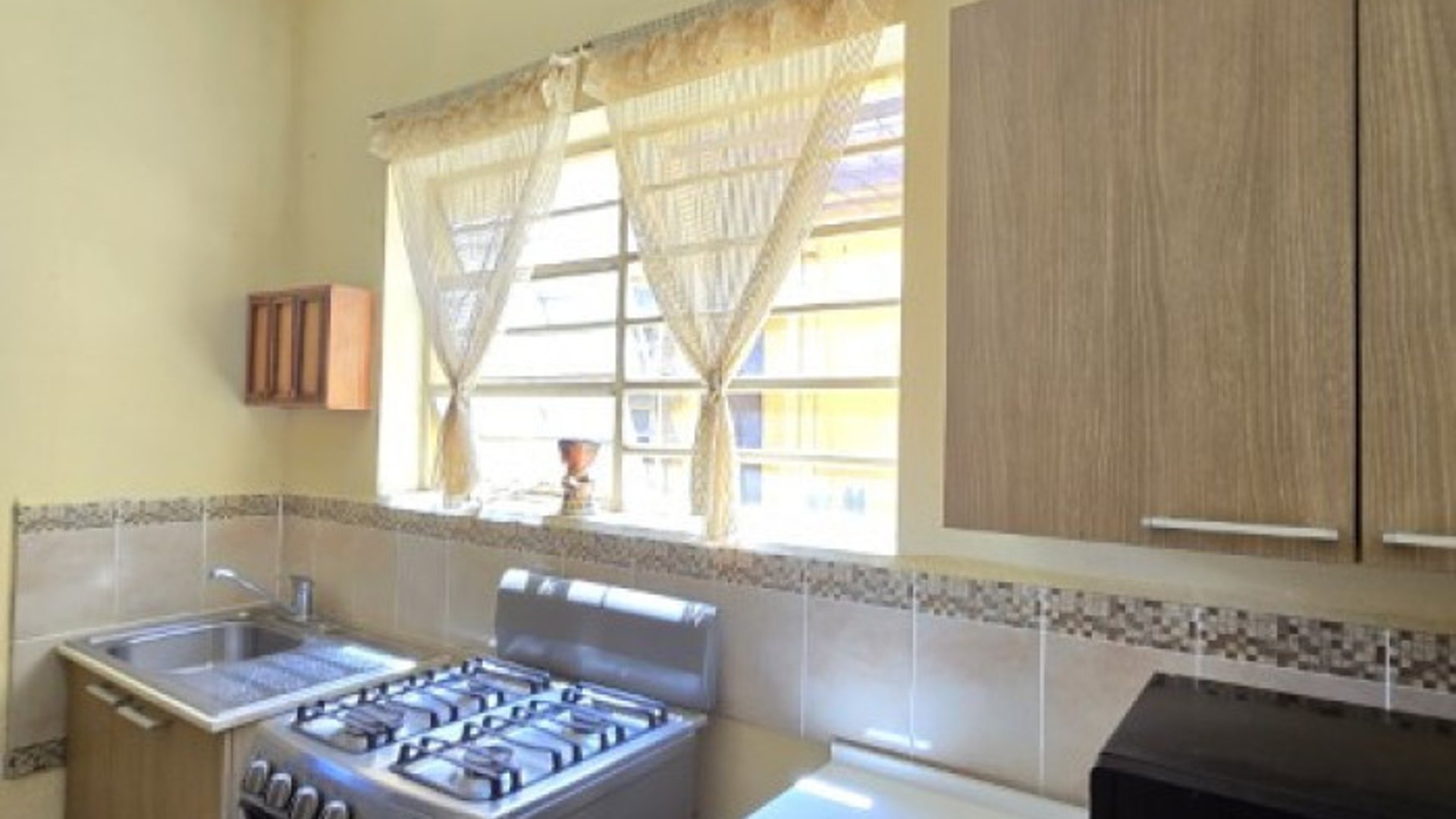 Casa Sola Residencial en Venta Zona 5 Ciudad Guatemala - Miniatura 5