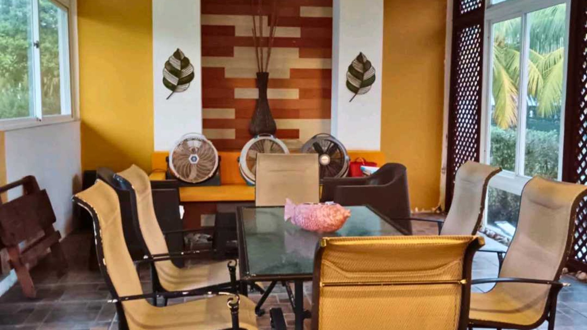 EN CONDOMINIO KM. 5 CARRETERA A MONTERRICO SE VENDE CASA - Miniatura 7