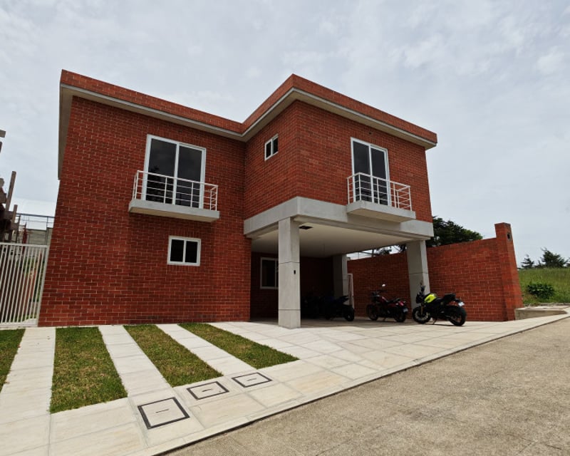 Casa residencial en Venta cercana Pradera Concepcion