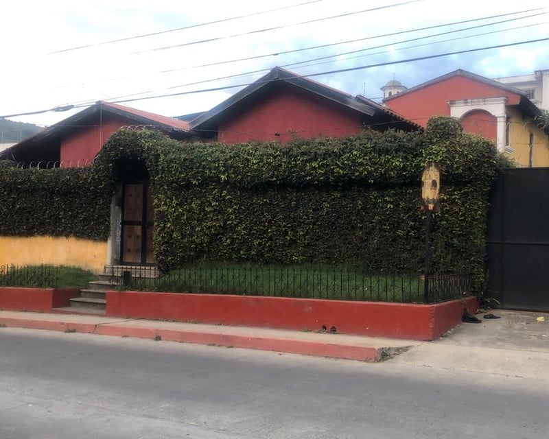 Casa en Venta, en Santa Lucía Milpas Altas Sacatepéquez.