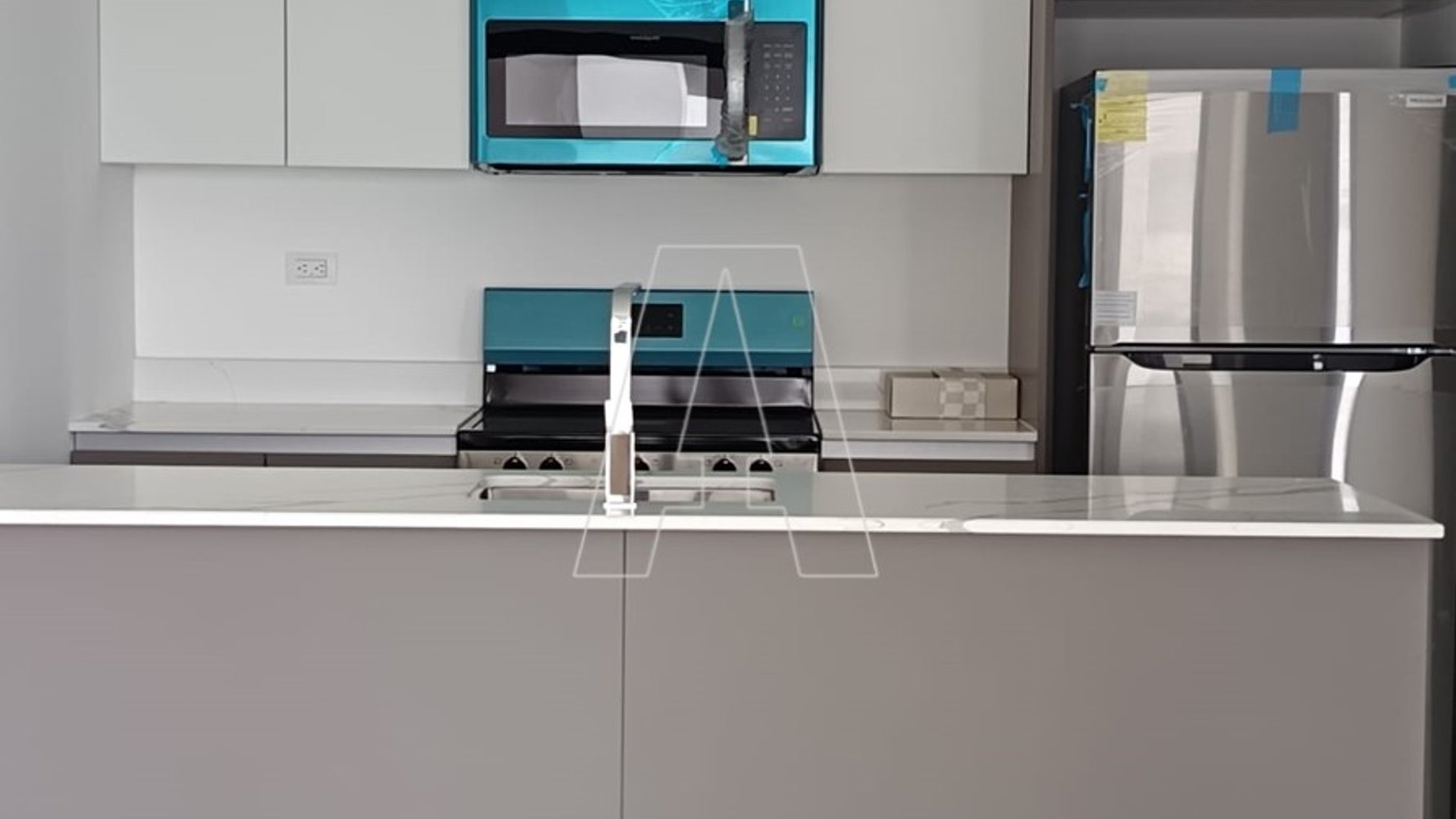 Moderno Apartamento en Renta - Zona 13, Avenida Las Américas - Miniatura 22