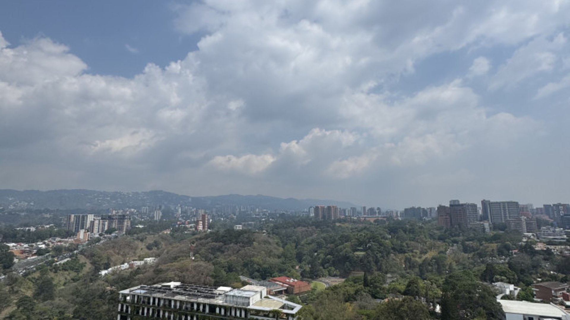 Apartamento en Venta y Renta Mira zona 10 Guatemala