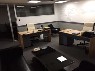 Oficina remodelada y amueblada - 3
