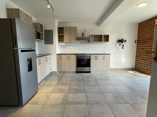 APARTAMENTO EN EDIFICIO MODRA ZONA 4   - 4