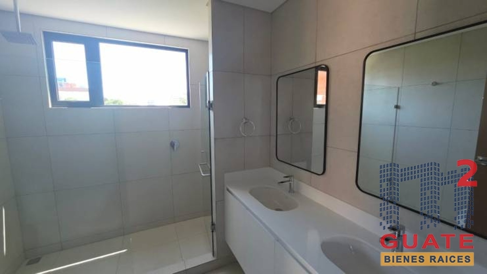 Apartamento en Renta, Zona 10 (R10461) - Miniatura 3