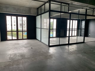 OFICINA EN RENTA EN  PASEO CAYALÁ,  ZONA 16. - 3