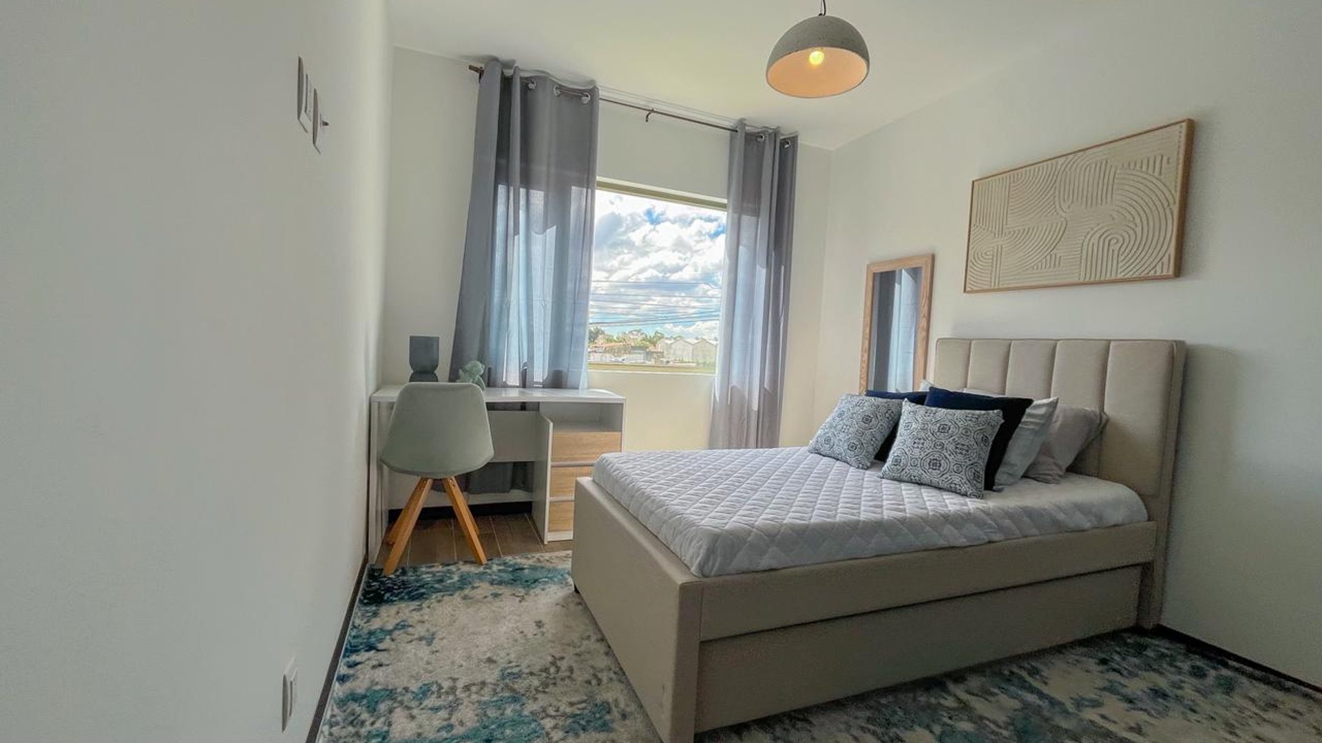 Apartamento en Venta Zona 14 | 2 Habitaciones | 2 Parqueos - Miniatura 2