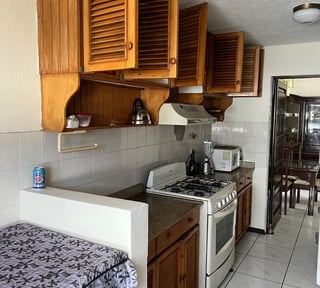 Alquilo Apartamento AMUEBLADO en Zona 9  por  Plazuela España - Miniatura 27