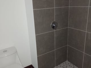 LINDO APARTAMENTO AMUEBLADO EN RENTA ZONA 12 - Image 12