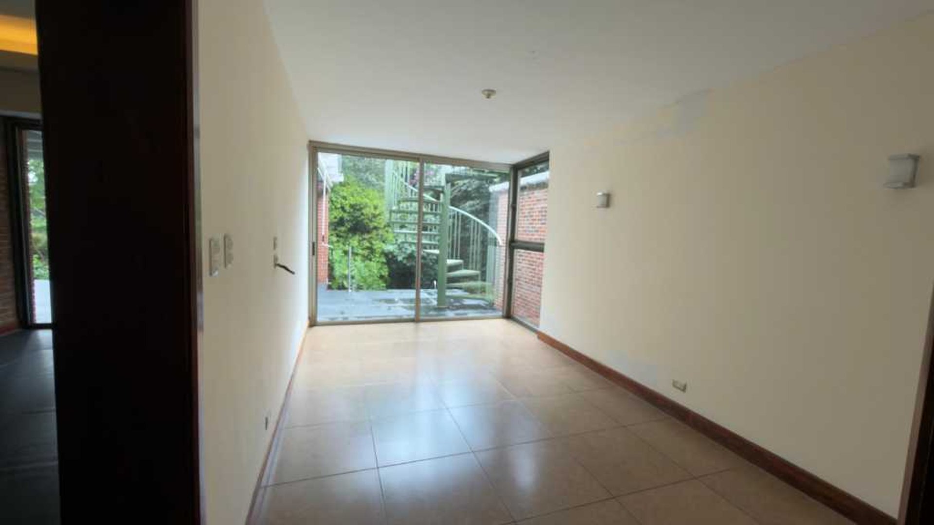 CASA EN RENTA – VISTA HERMOSA I, ZONA 15 - Miniatura 9