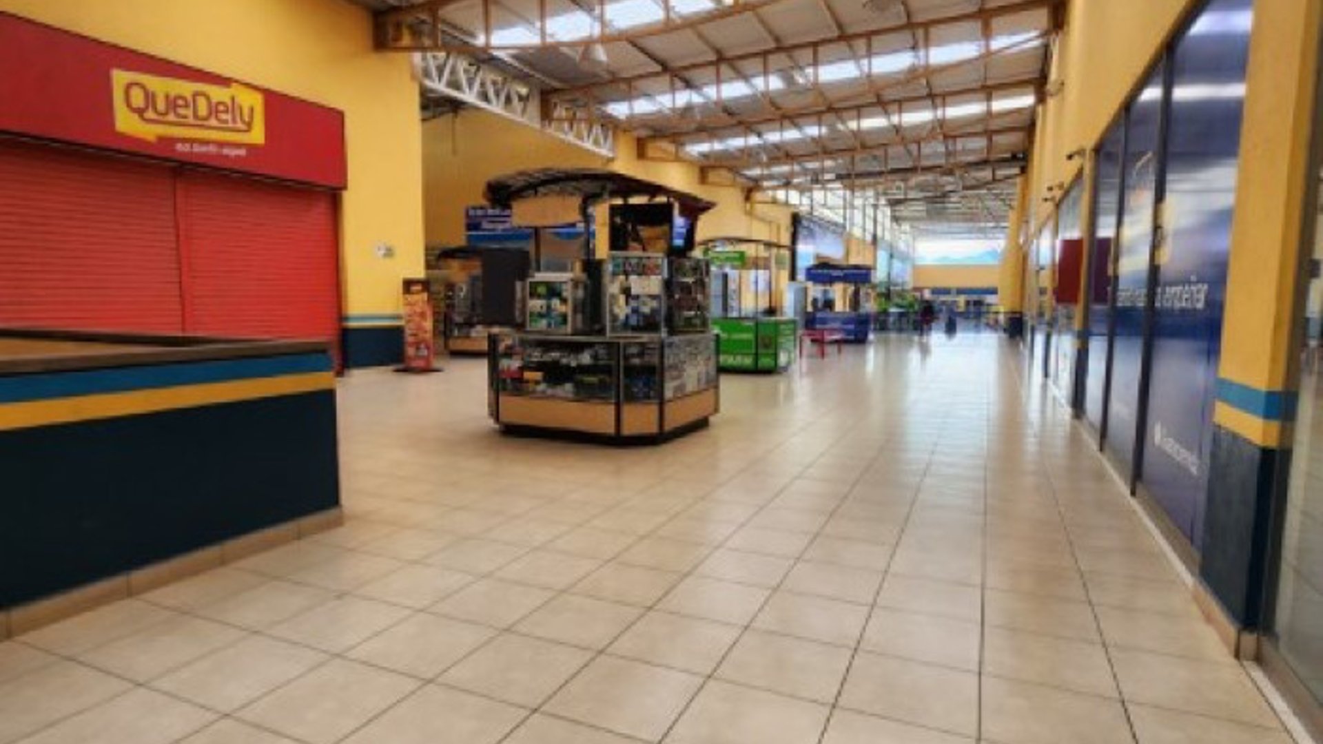 Local Comercial en Venta Plaza San Rafael Zona 18 - Miniatura 10