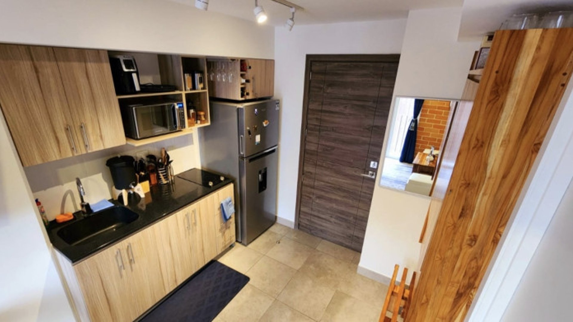 Apartamento amueblado en Modra zona 4 - Miniatura 3