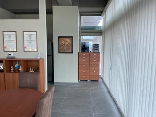 PIALE/ Oficina en venta, zona 10 - 4