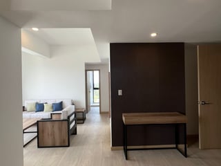 Vendo apartamento en Edificio MERAKI zona 10 por columpio de VH  - Image 1