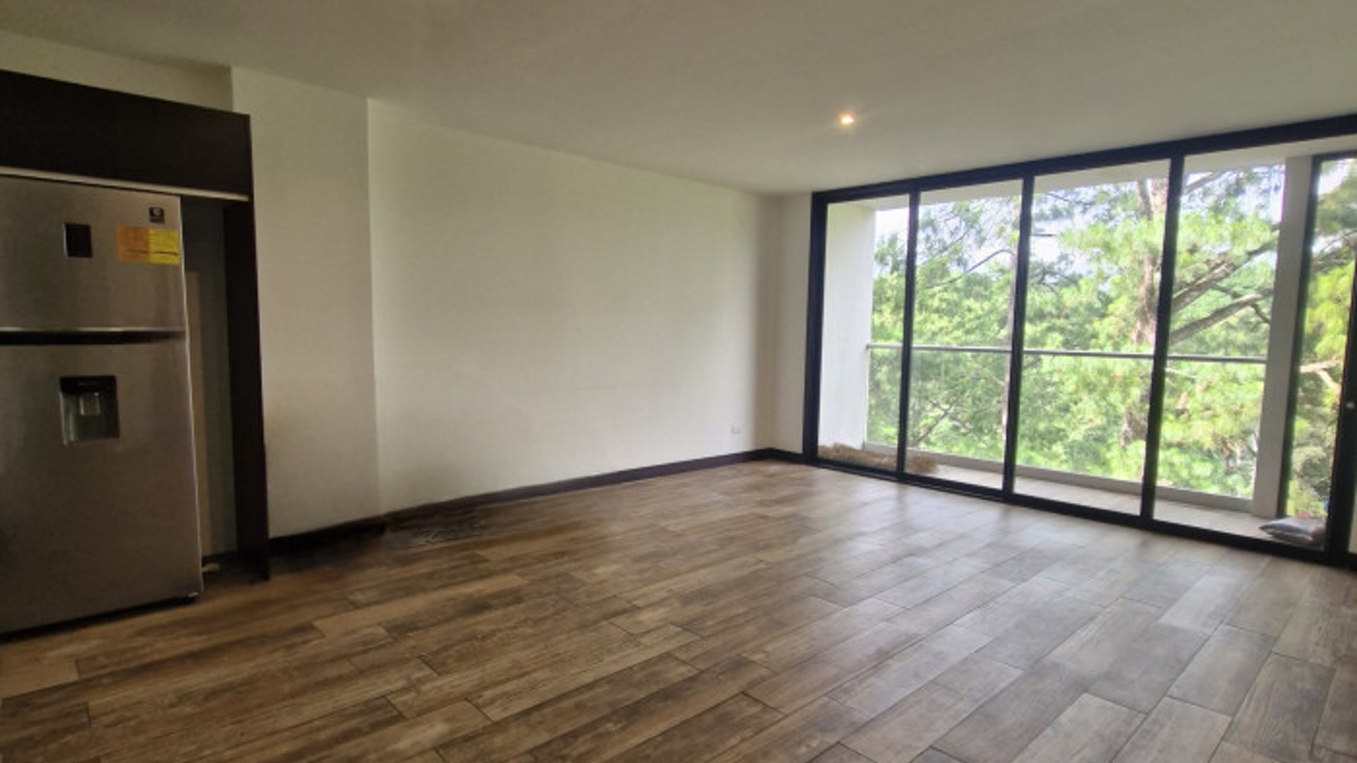 Apartamento en renta en zona 16 Kanajuyu