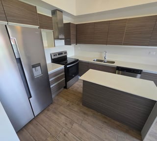 Apartamento en renta de 1 habitacion en zona 10 ref-6090