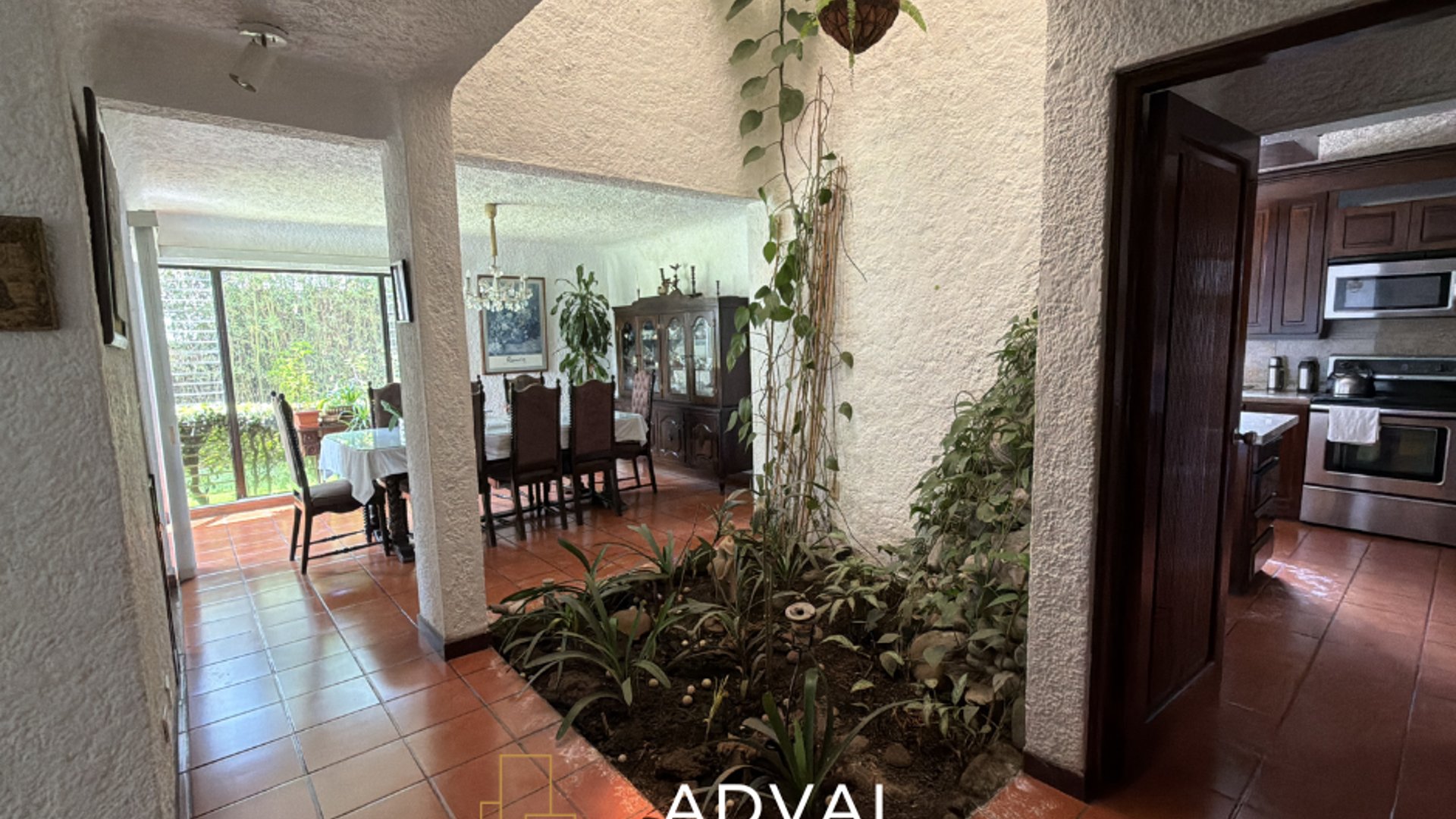 Excelente ubicacion casa en venta La Alhambra CAES Km 15.8 - Image 1