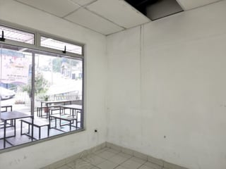 Local en Alquiler Zona 5 Villa Nueva Área de Food Court - 3