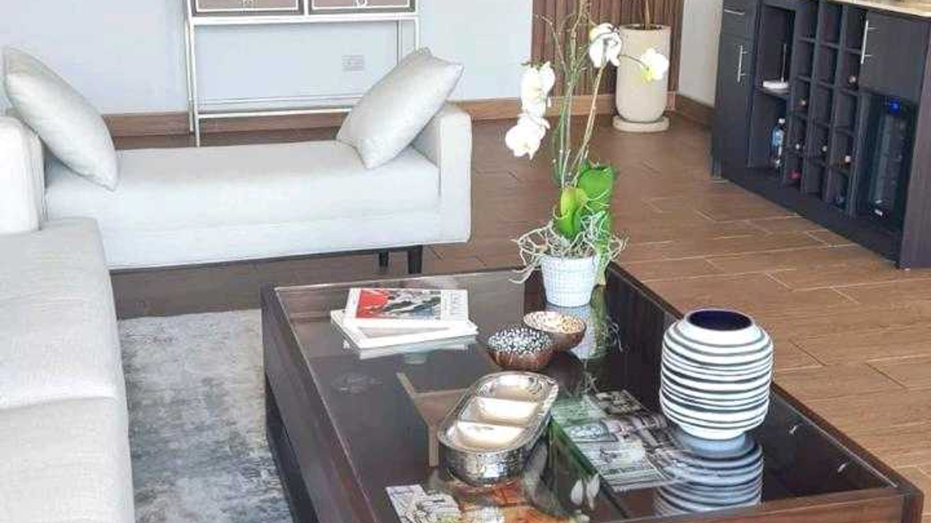 APARTAMENTO EN ALQUILER ???? Garcés de la Villa, Zona 14 - Miniatura 3